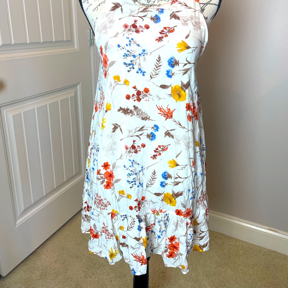Boutique Spring Tunic - Picture 2 of 3